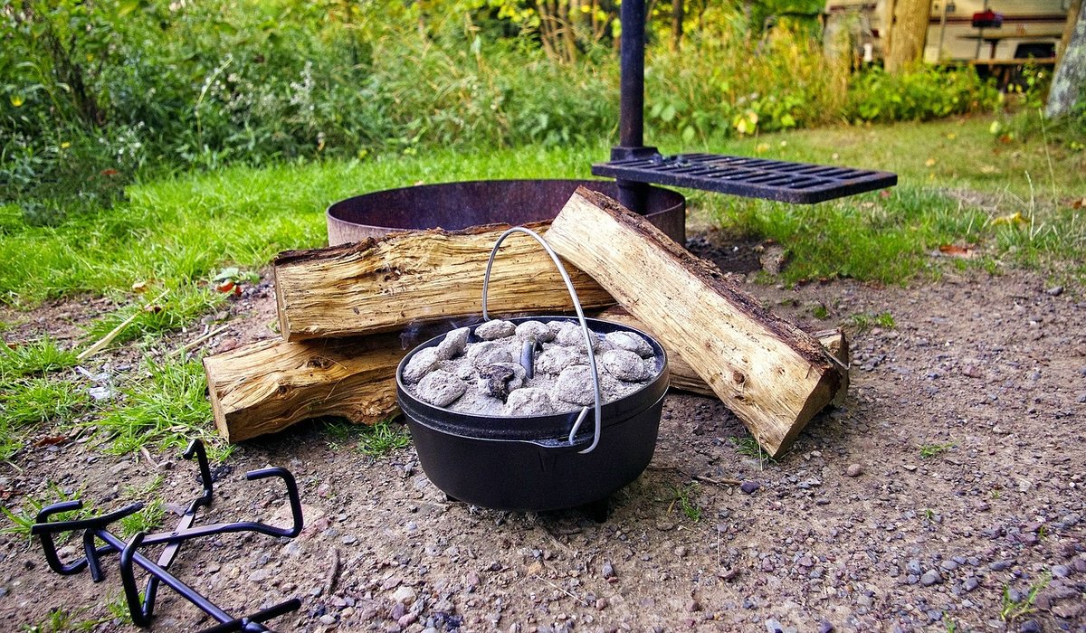 Building a Low-Impact Fire Pit in Wet Ground
